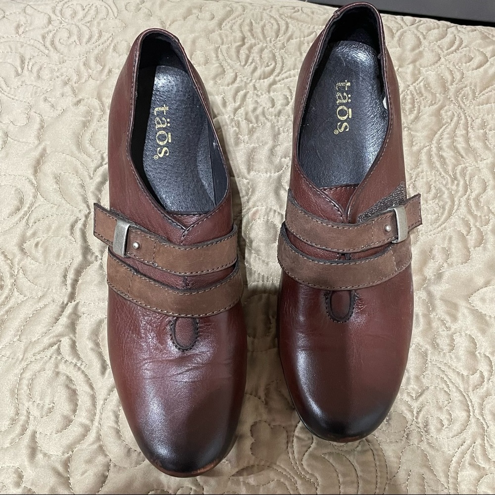 Taos Leather Heels Size 8.5